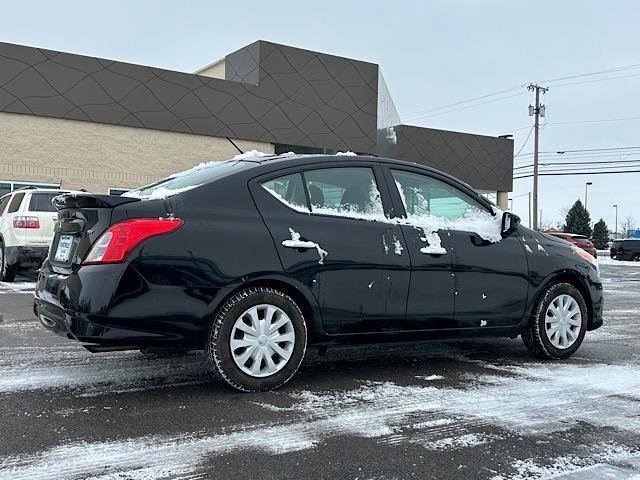 Used 2018 Nissan Versa SV image 11