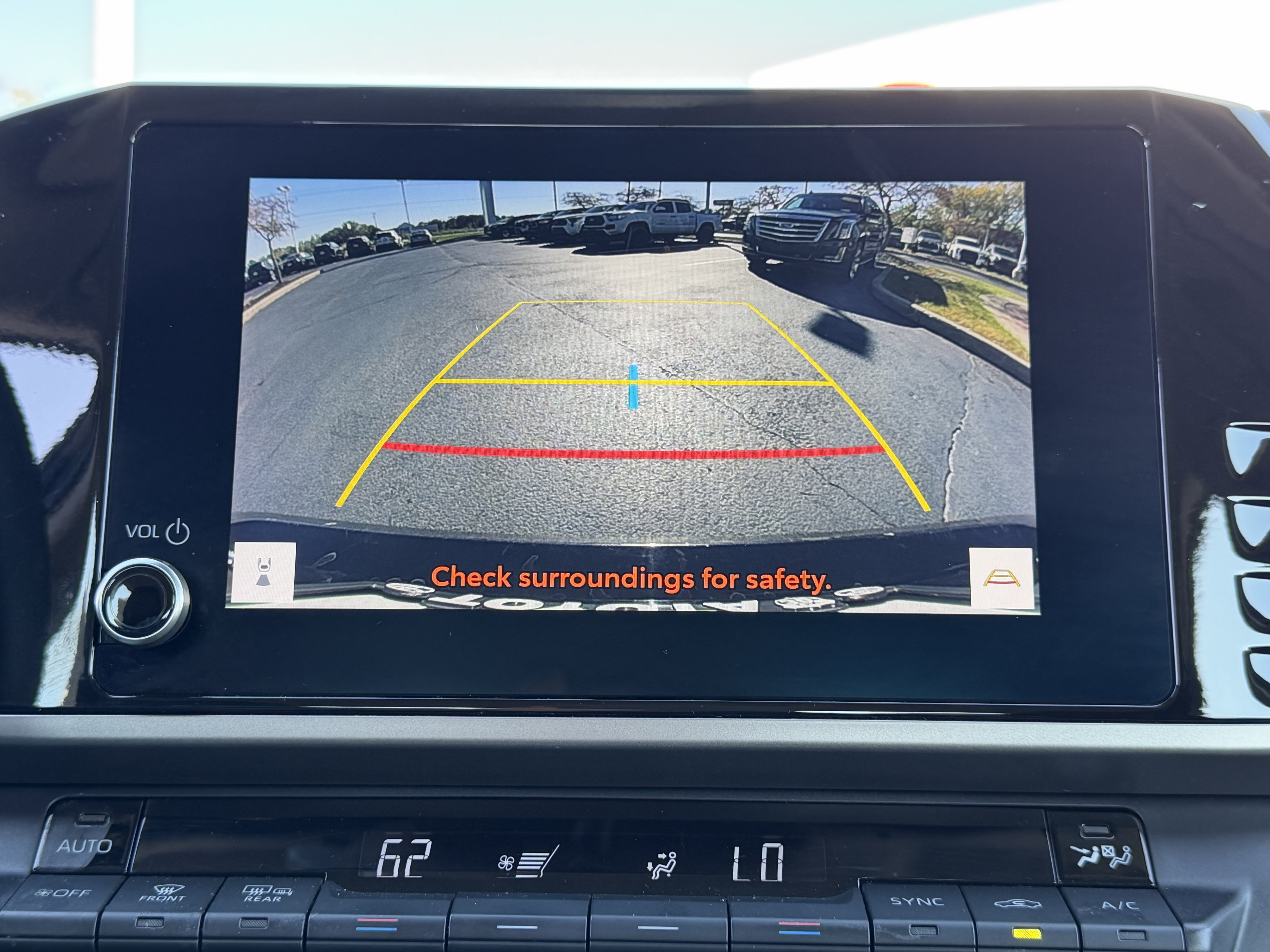 Used 2025 Toyota Camry LE FWD image 30