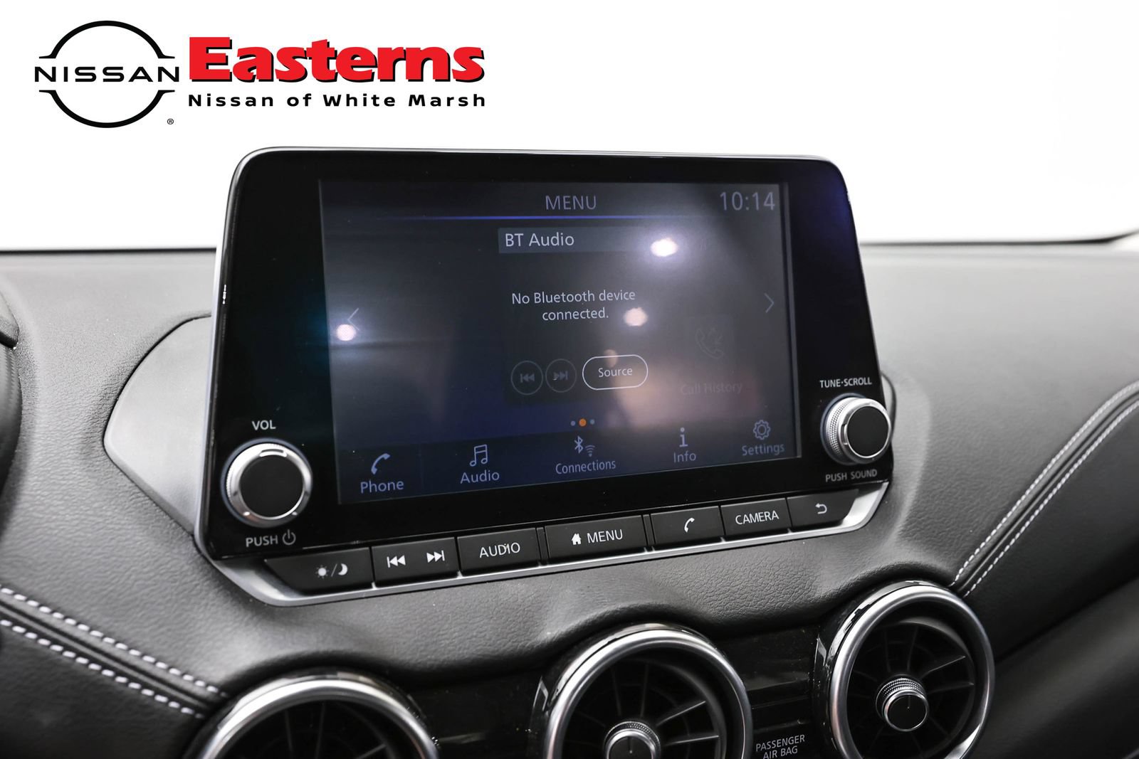 Used 2025 Nissan Sentra SV FWD image 18