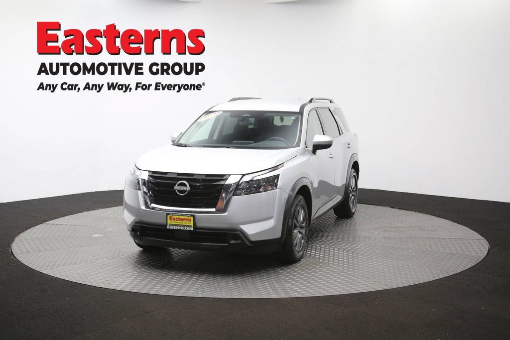 Used 2025 Nissan Pathfinder SV FWD image 60