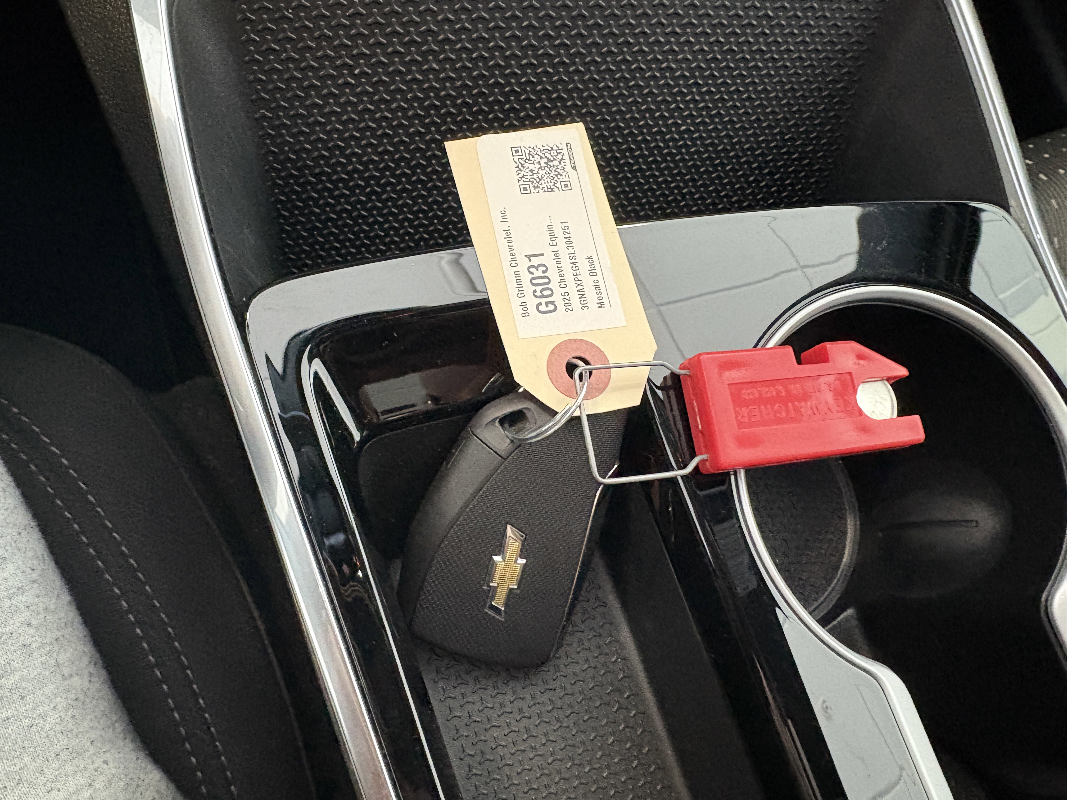 Used 2025 Chevrolet Equinox LT image 18