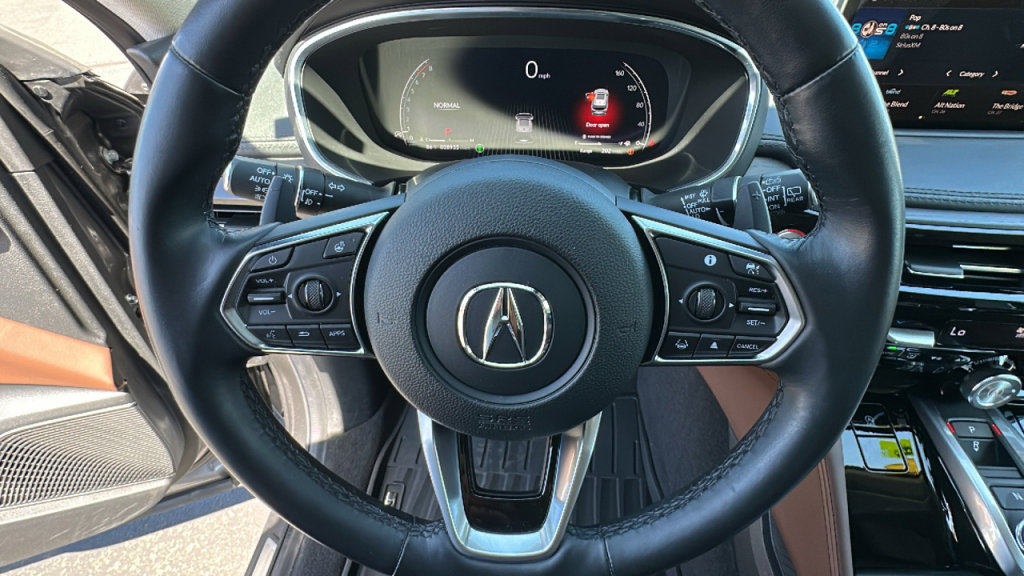 Used 2022 Acura MDX SH-AWD w/ Advance Package image 18