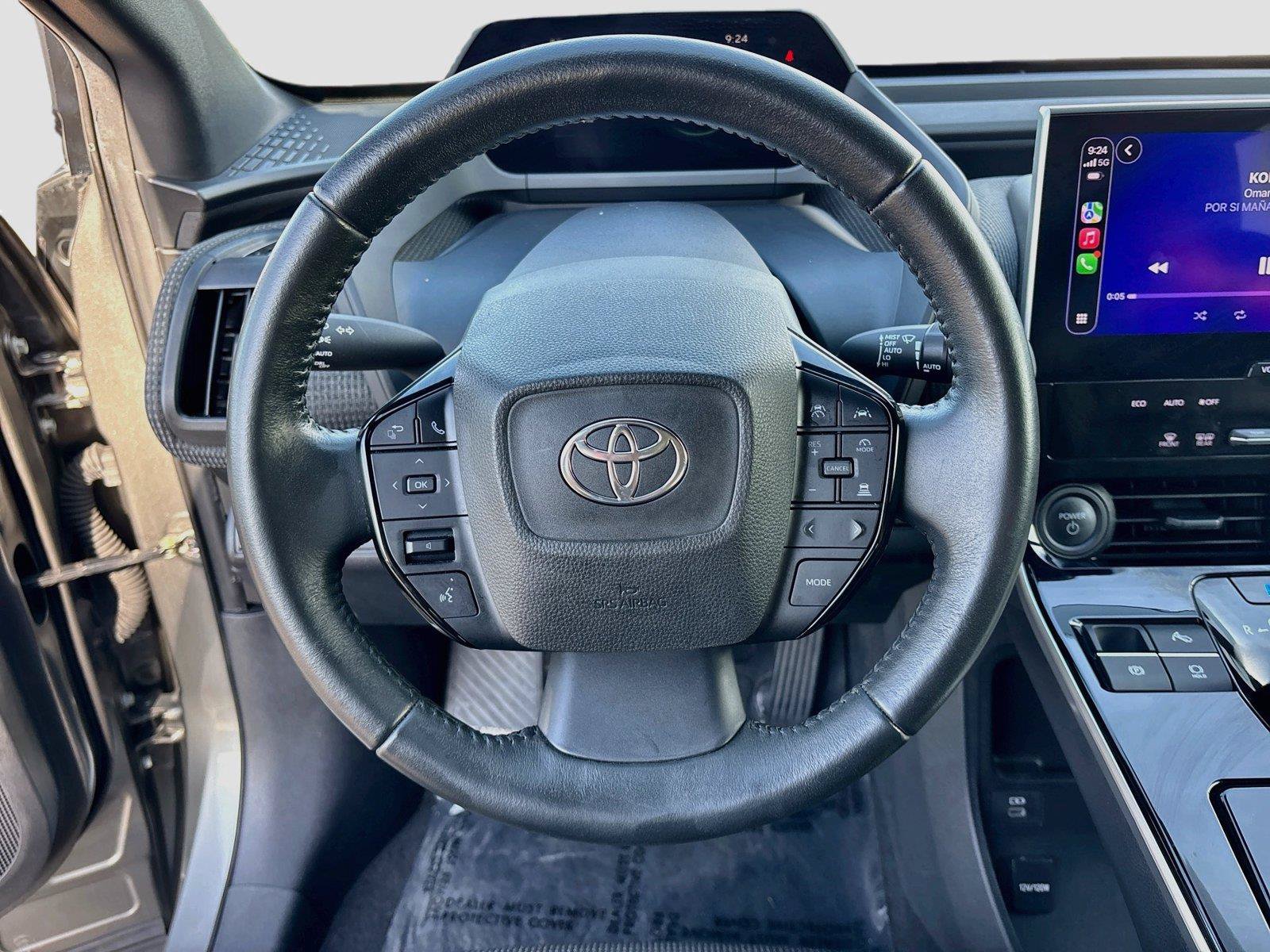 Used 2023 Toyota bZ4X FWD image 11