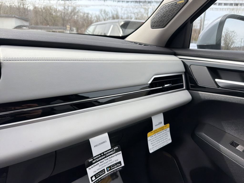 New 2026 Mitsubishi Outlander SE AWD/4WD image 24