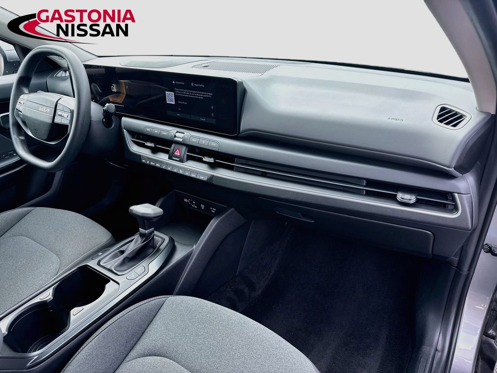 Used 2025 Kia K4 FWD image 37