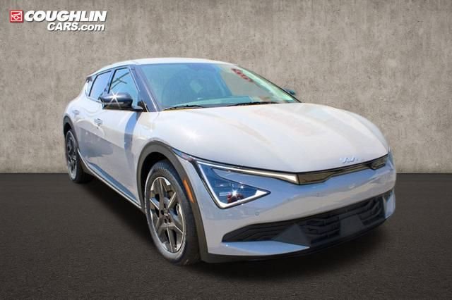 New 2025 Kia EV6 Light image 2