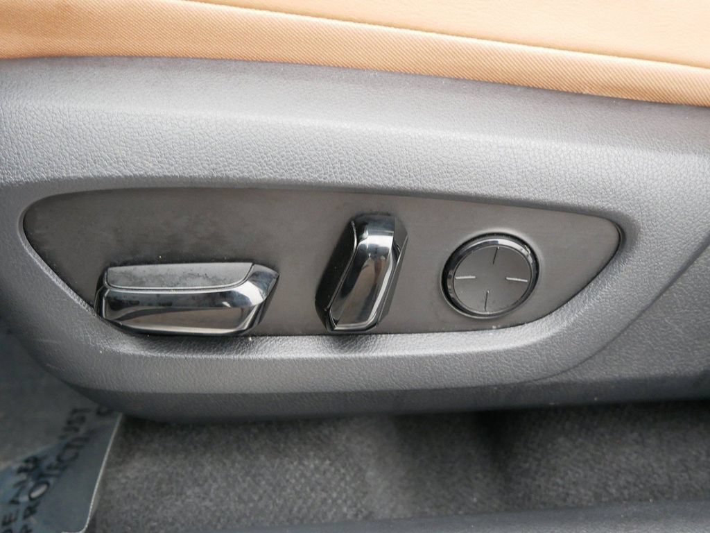 Certified 2025 Lexus NX 350h AWD w/ Rear Seat Package image 18