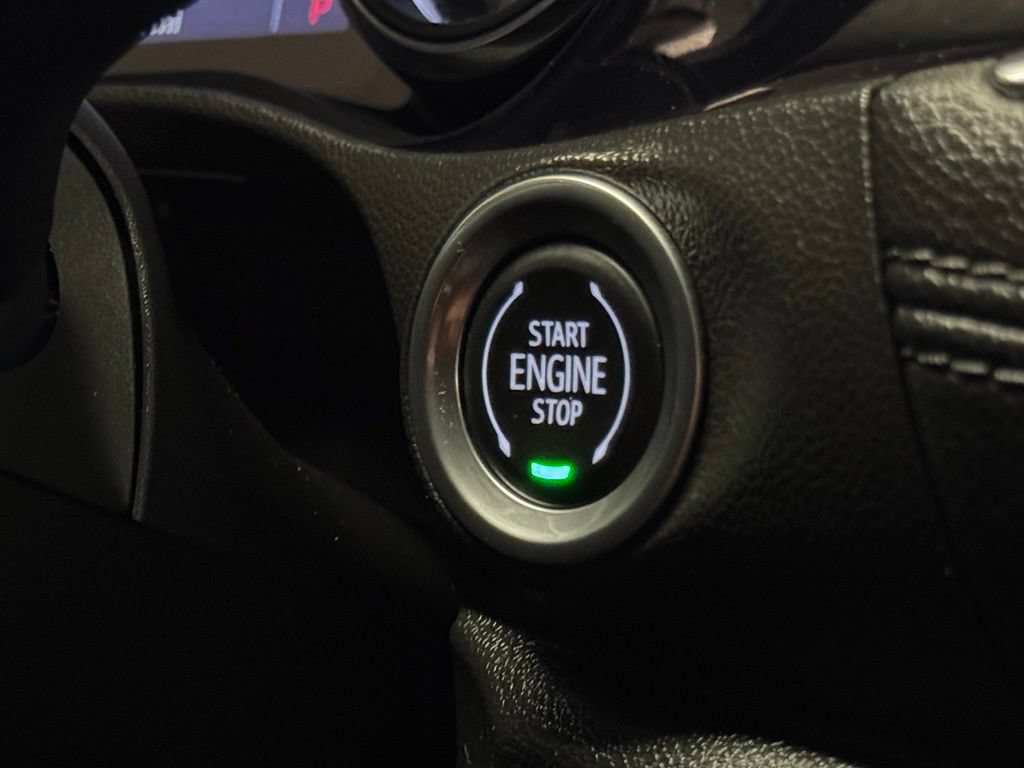 Used 2020 Buick Encore GX Preferred FWD image 16