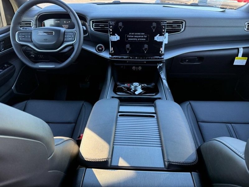 New 2026 Jeep Grand Wagoneer Limited AWD/4WD image 7