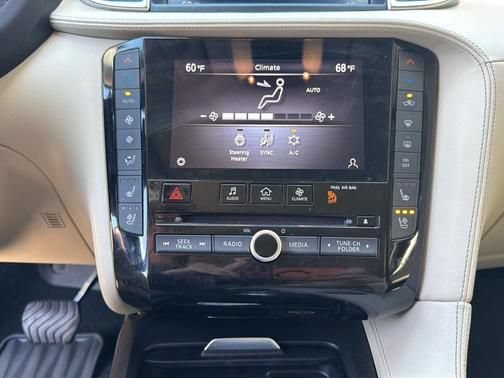 Used 2022 INFINITI QX50 Essential AWD/4WD image 17