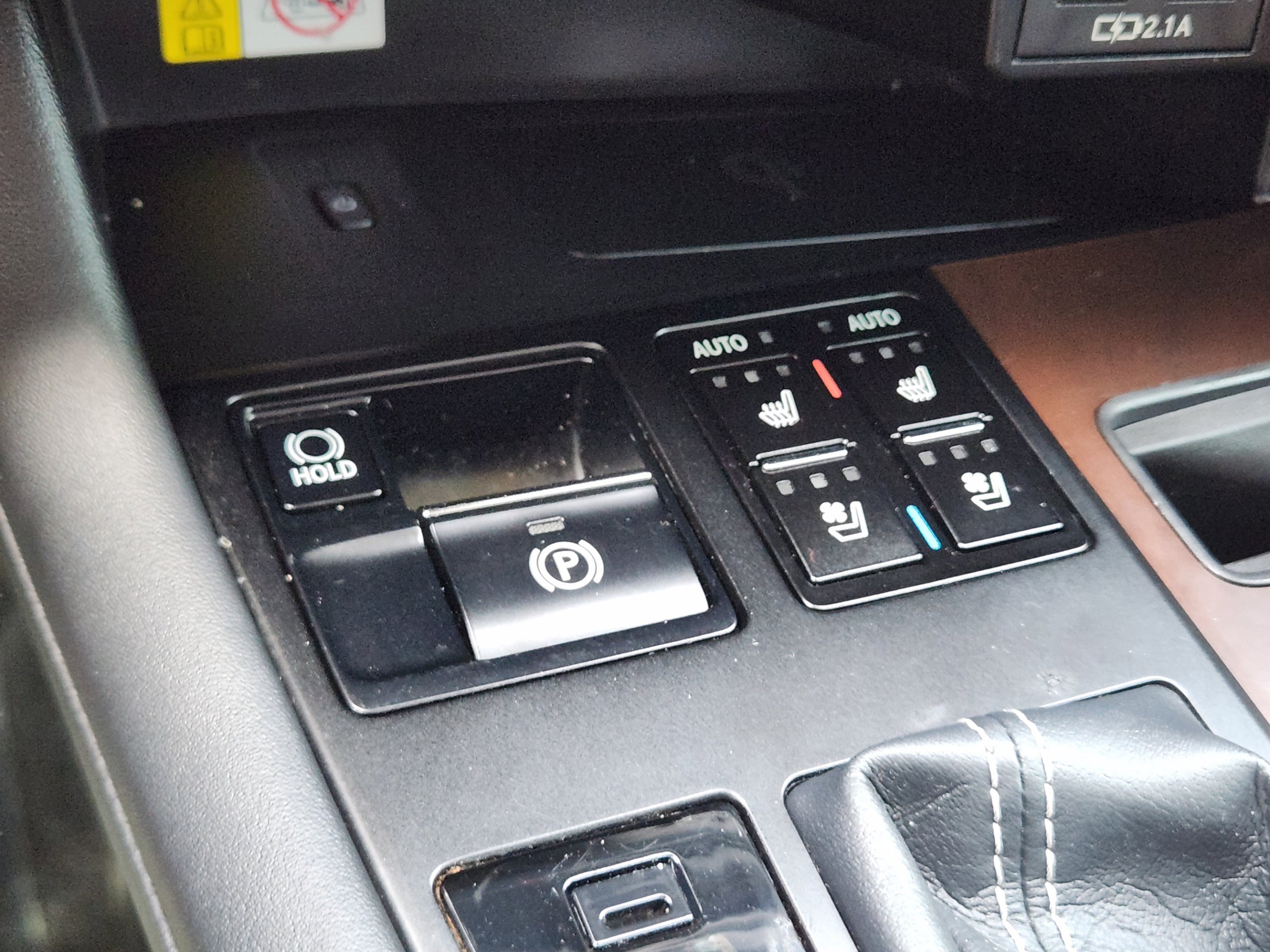Certified 2022 Lexus RX 450h AWD w/ Premium Package image 18