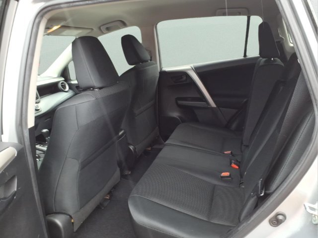 Used 2017 Toyota RAV4 LE w/ All Weather Liner Package AWD/4WD image 12