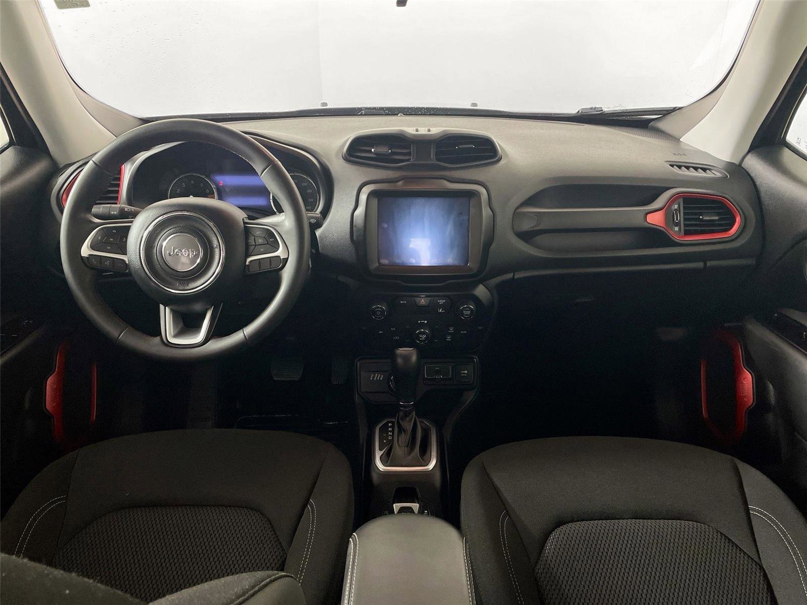 Used 2023 Jeep Renegade Latitude AWD/4WD image 29