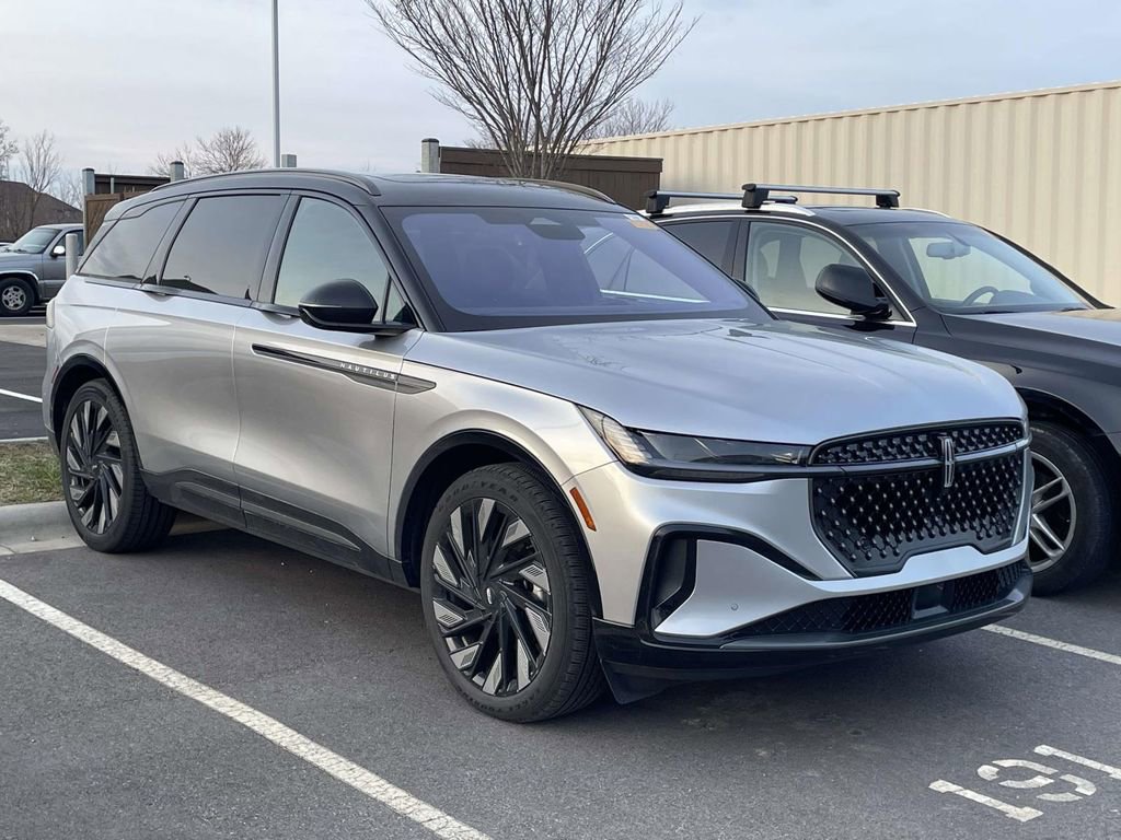 Used 2025 Lincoln Nautilus Reserve