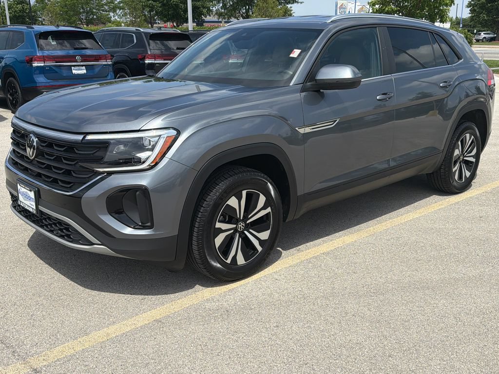Used 2024 Volkswagen Atlas Cross Sport SE AWD/4WD video 3