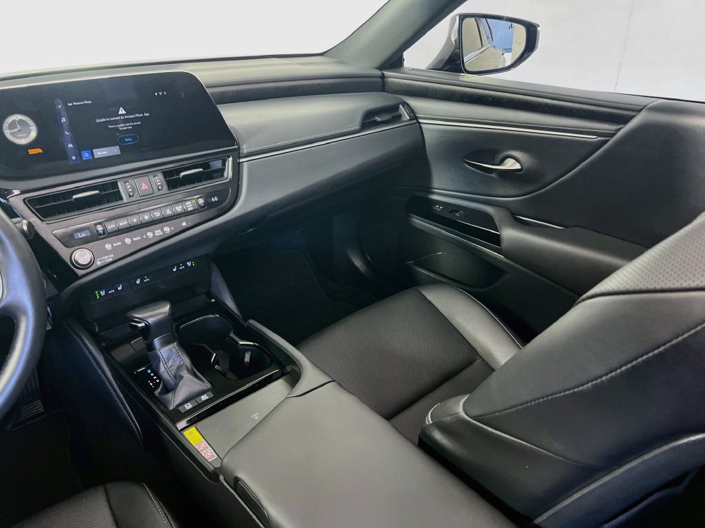 Used 2024 Lexus ES 300h w/ Premium Package FWD image 24
