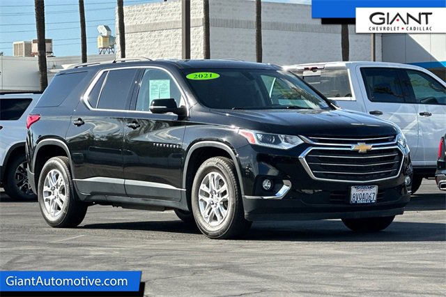 Used 2021 Chevrolet Traverse LT