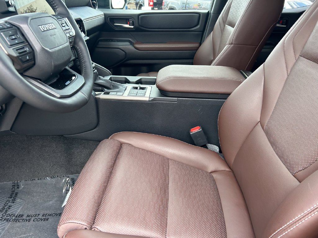 Used 2026 Toyota Land Cruiser w/ Premium Package AWD/4WD image 11