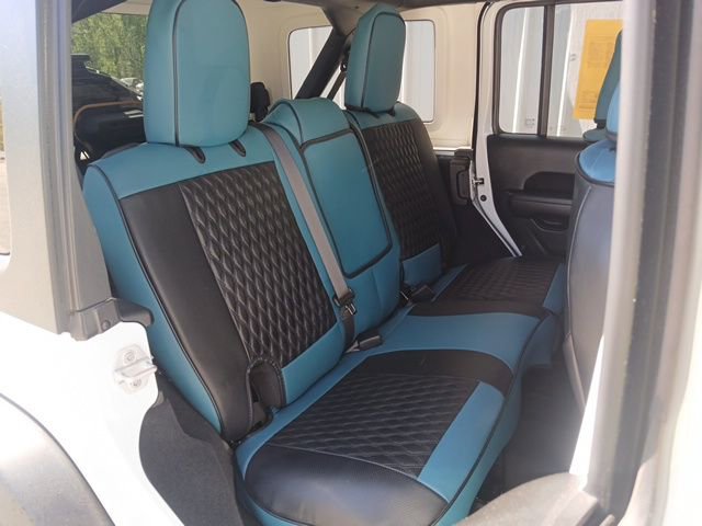 Used 2024 Jeep Wrangler Sport S image 27