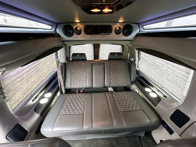 Used 2022 Chevrolet Express 2500 w/ Enhanced Convenience Package image 18