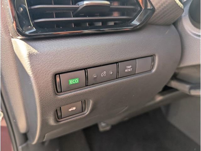 New 2025 Nissan Sentra SV image 17