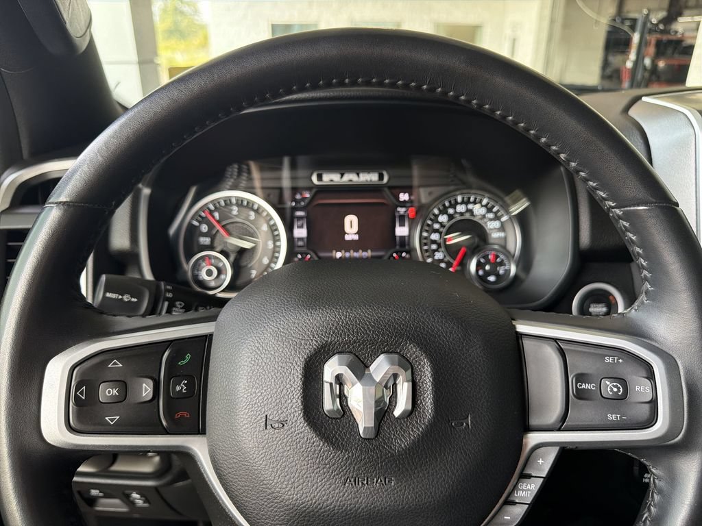 Used 2022 RAM 1500 Big Horn AWD/4WD image 12