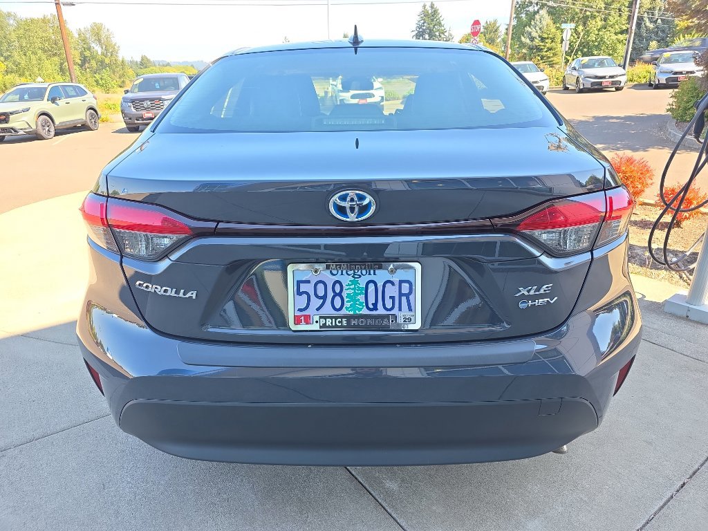 Used 2025 Toyota Corolla XLE image 5