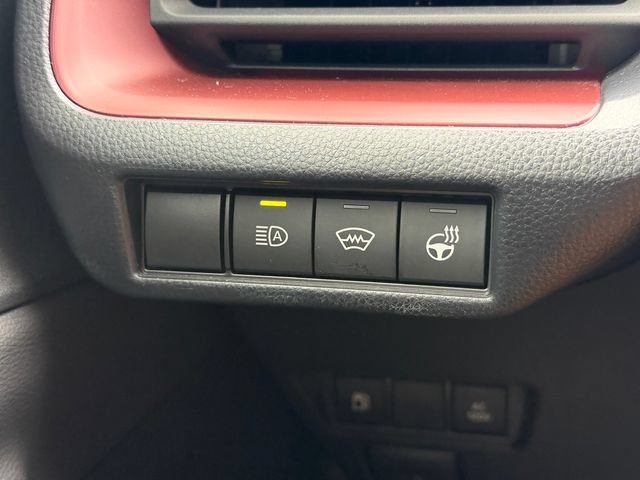 Used 2024 Toyota Prius Prime FWD image 27