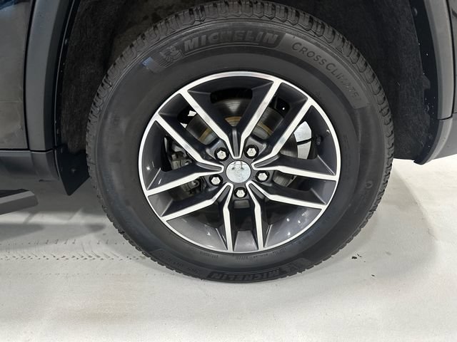 Used 2018 Jeep Grand Cherokee Limited AWD/4WD image 39