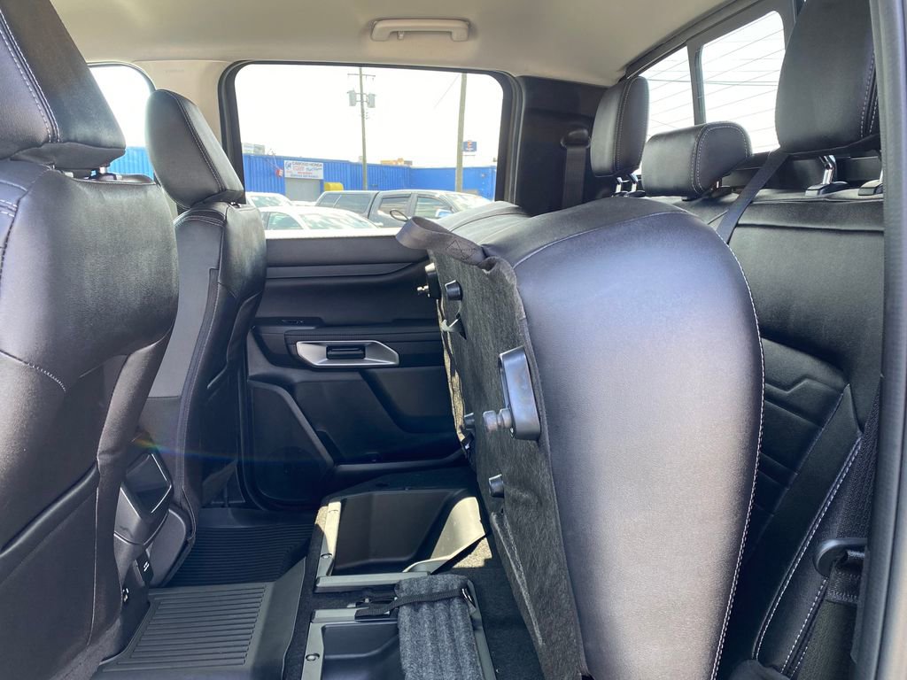 Used 2025 Ford Ranger Lariat w/ Trailer Tow Package AWD/4WD image 17