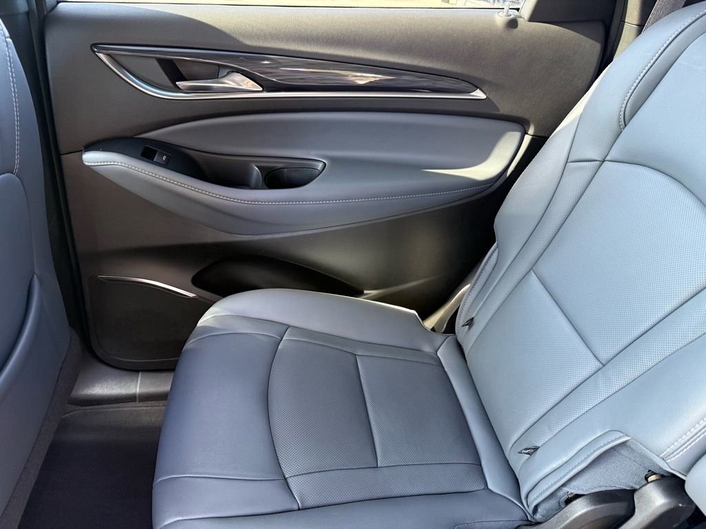 Certified 2024 Buick Enclave Premium image 32
