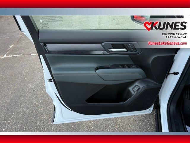 New 2026 GMC Terrain AT4 w/ Convenience Package III image 14