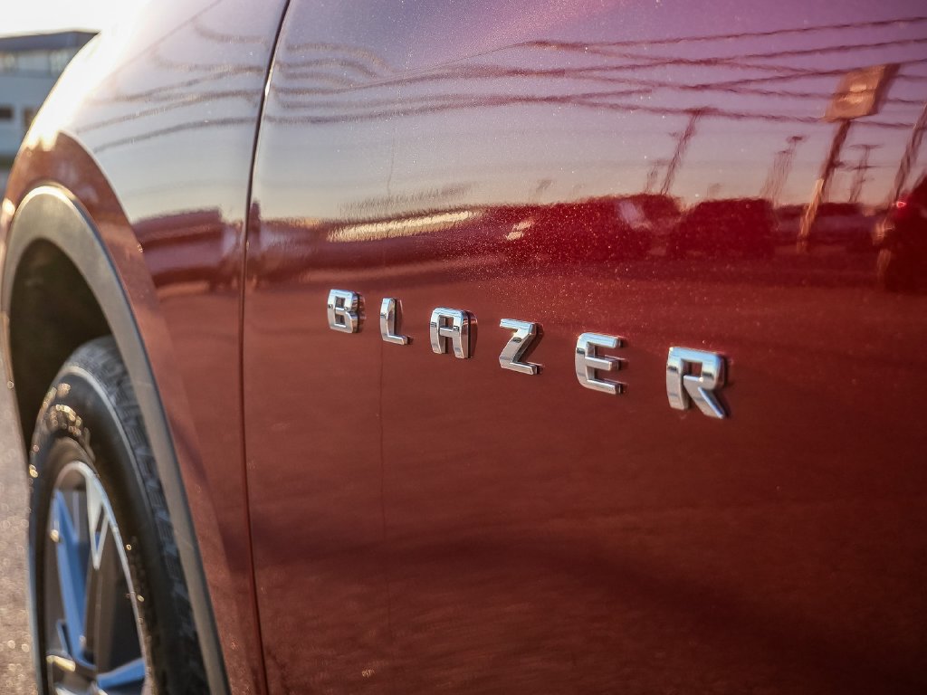 Used 2024 Chevrolet Blazer LT w/ Convenience Package FWD image 29