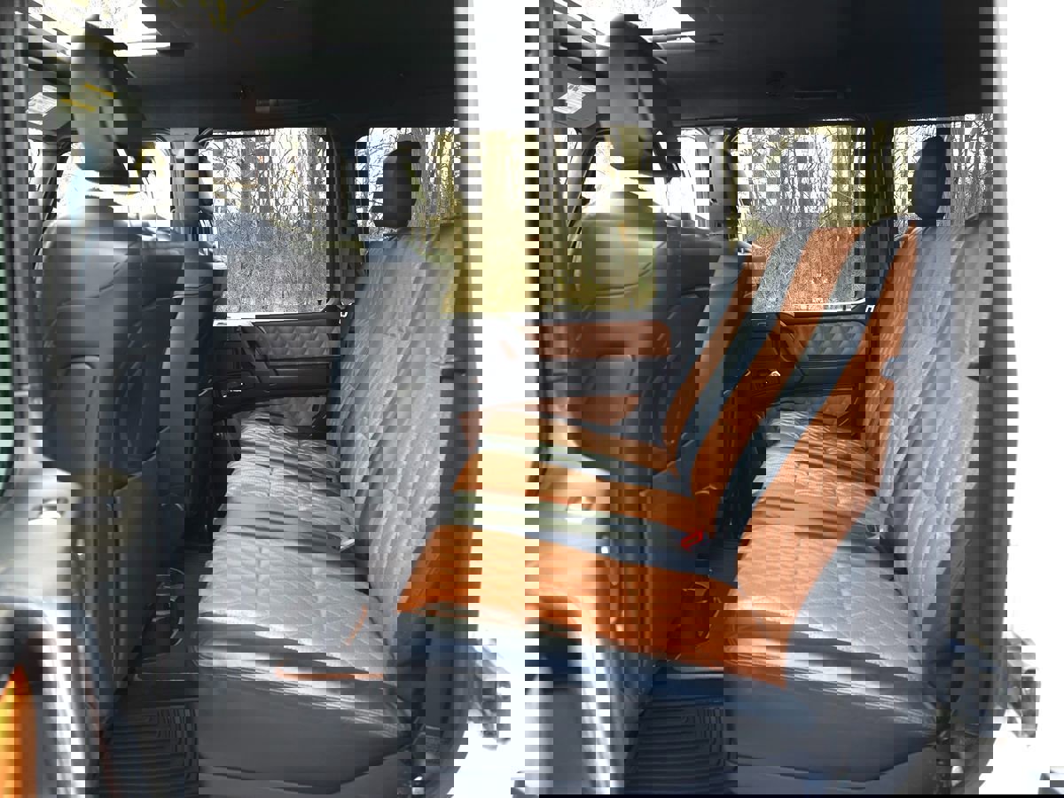 Used 2017 Mercedes-Benz G 63 AMG 4MATIC image 14