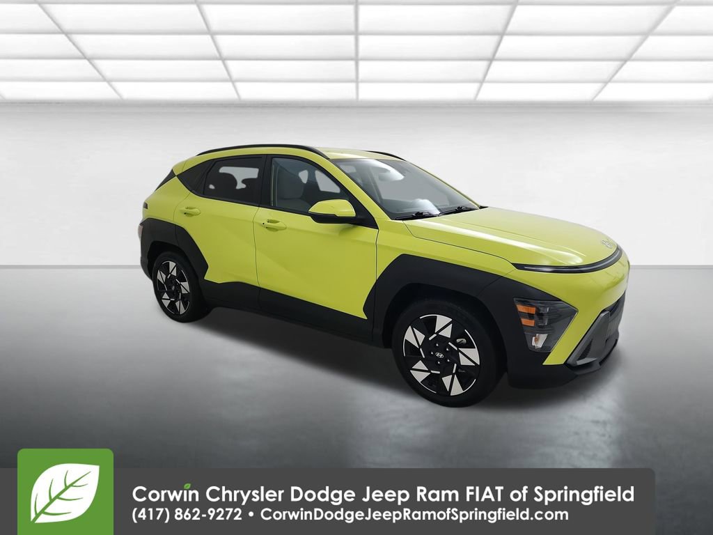 Used 2024 Hyundai Kona SEL image 2