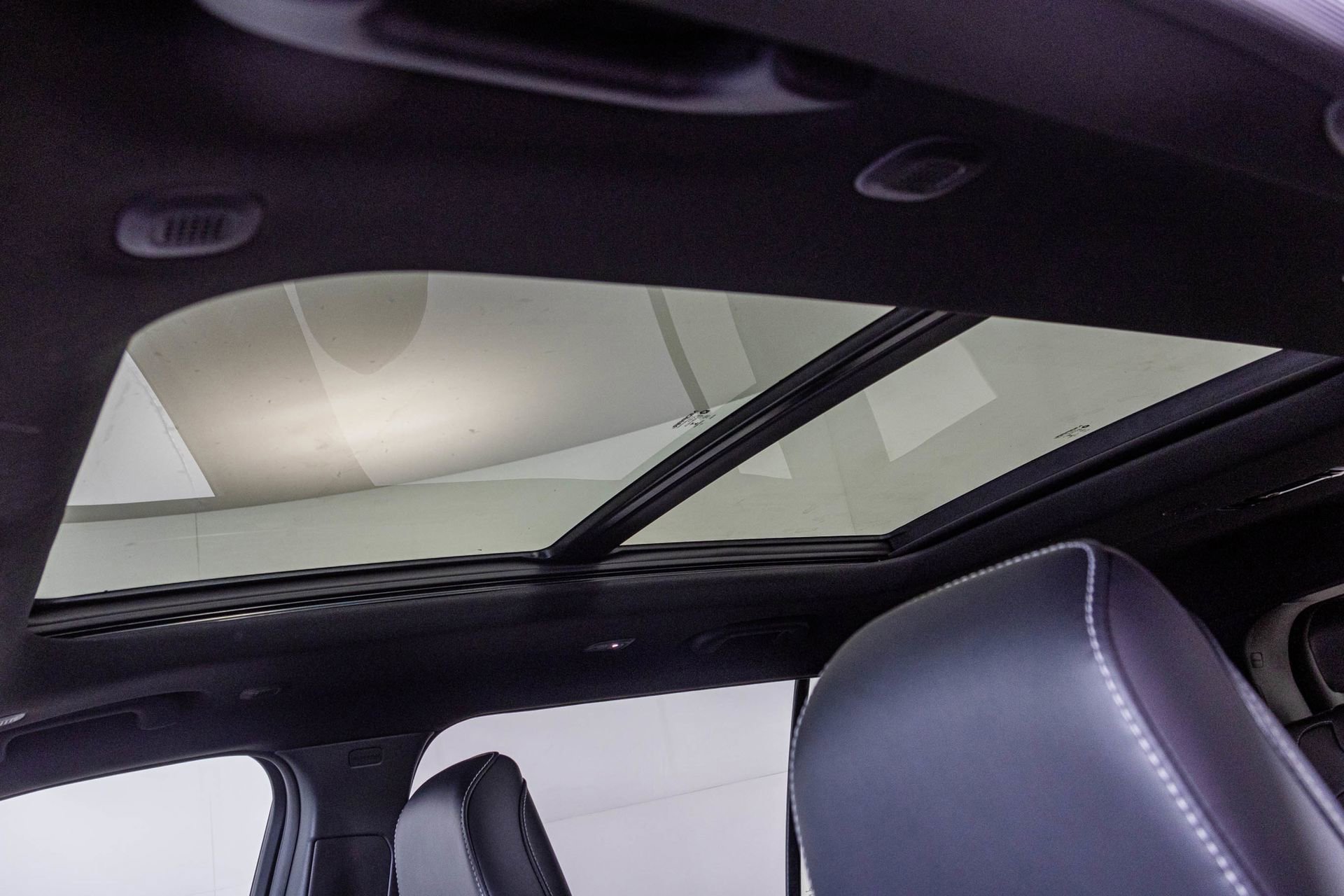 New 2026 Jeep Grand Cherokee L Limited image 6