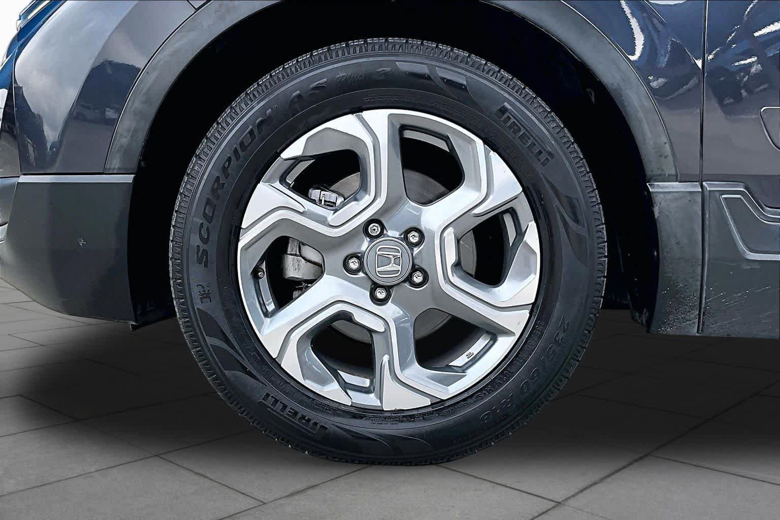 Used 2017 Honda CR-V EX-L image 10