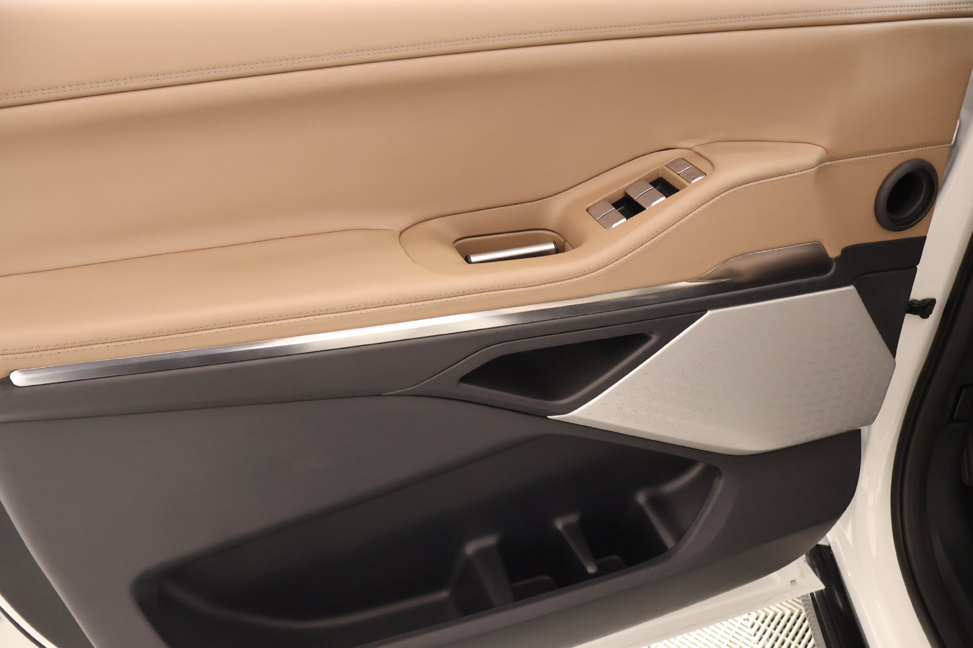 New 2027 Lincoln Navigator L Black Label AWD/4WD image 18