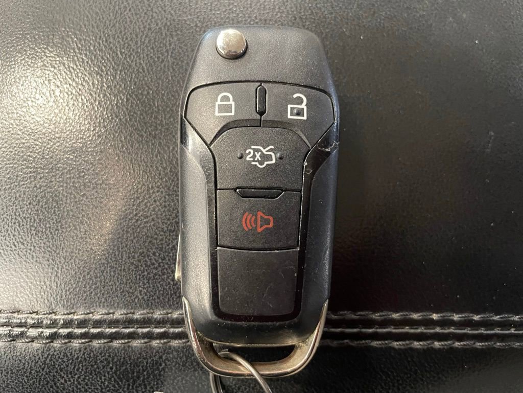 Used 2021 Ford Explorer 2WD image 15