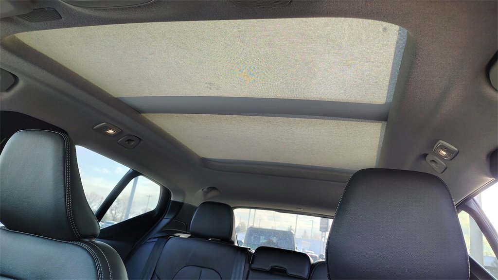 New 2026 Volvo XC40 B5 Plus w/ Climate Package image 26