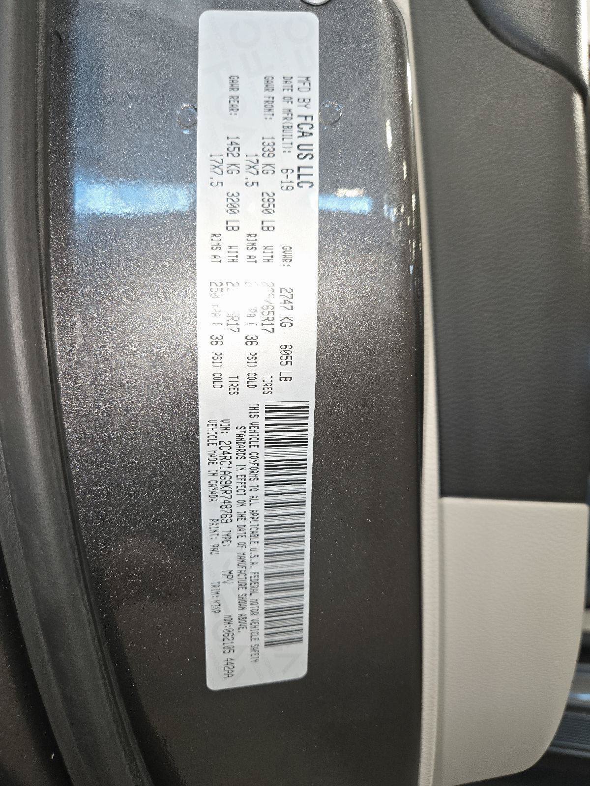 Used 2019 Chrysler Pacifica L FWD image 53
