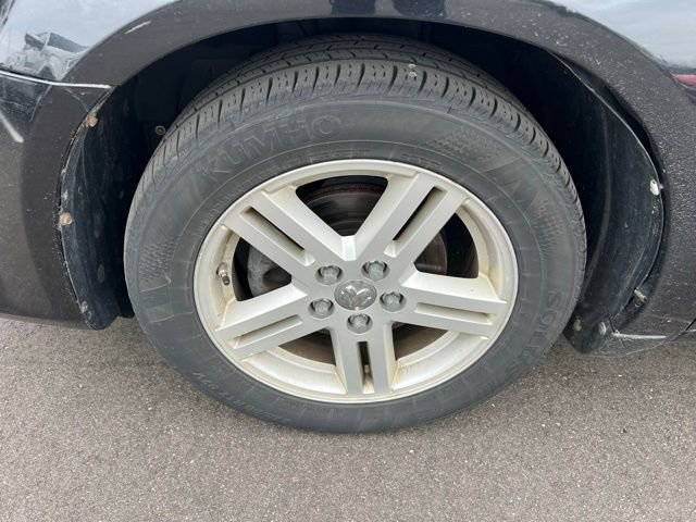 Used 2013 Dodge Avenger SE image 9