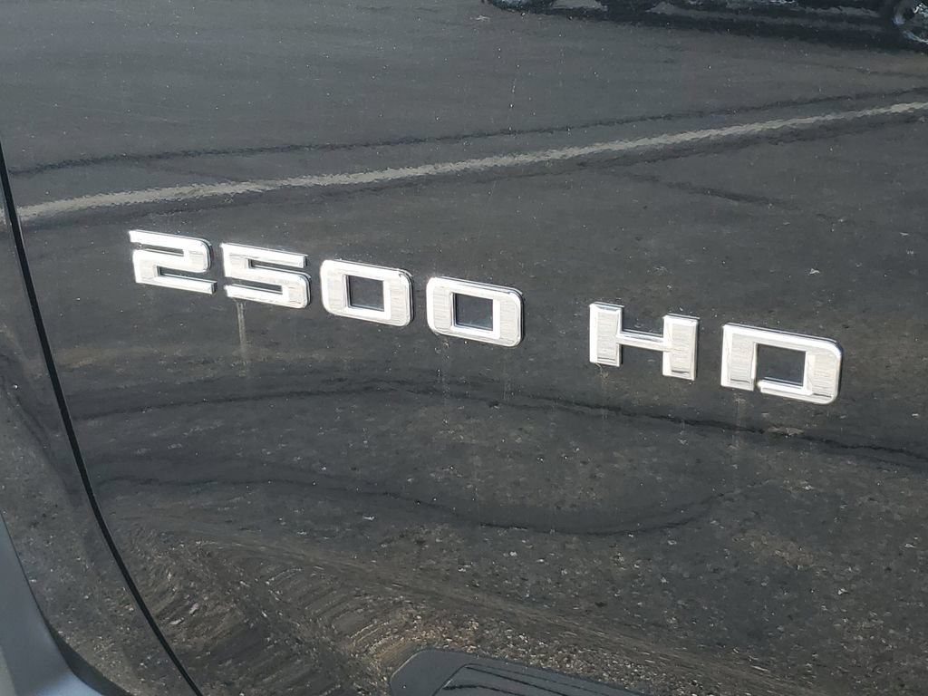 Used 2020 Chevrolet Silverado 2500 Custom w/ Custom Value Package AWD/4WD image 7