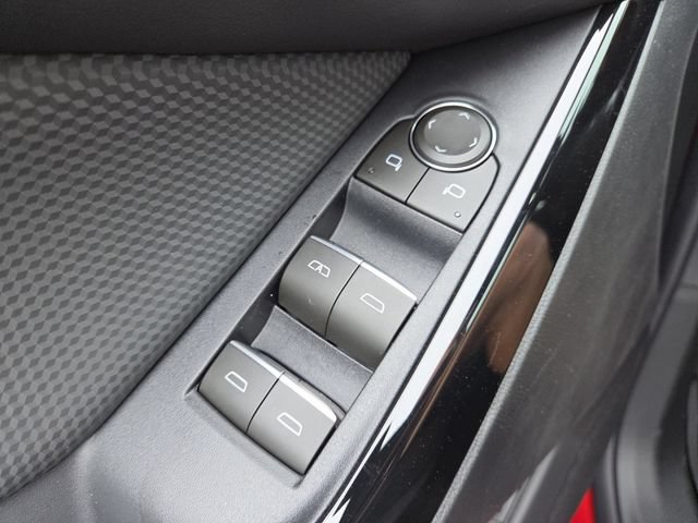 New 2026 Chevrolet Equinox RS w/ Convenience Package III FWD image 10