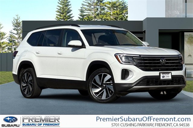 Used 2024 Volkswagen Atlas SE image 1
