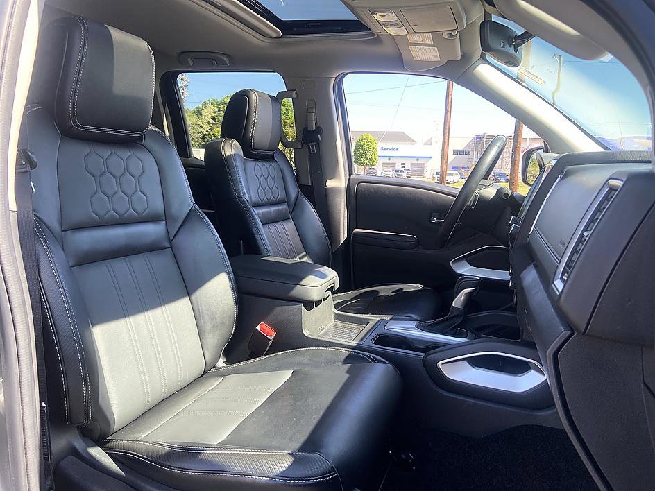 Certified 2024 Nissan Frontier SL w/ Technology Package AWD/4WD image 18