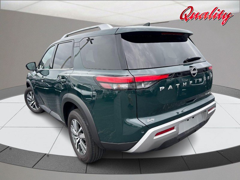 Used 2025 Nissan Pathfinder SL AWD/4WD image 5