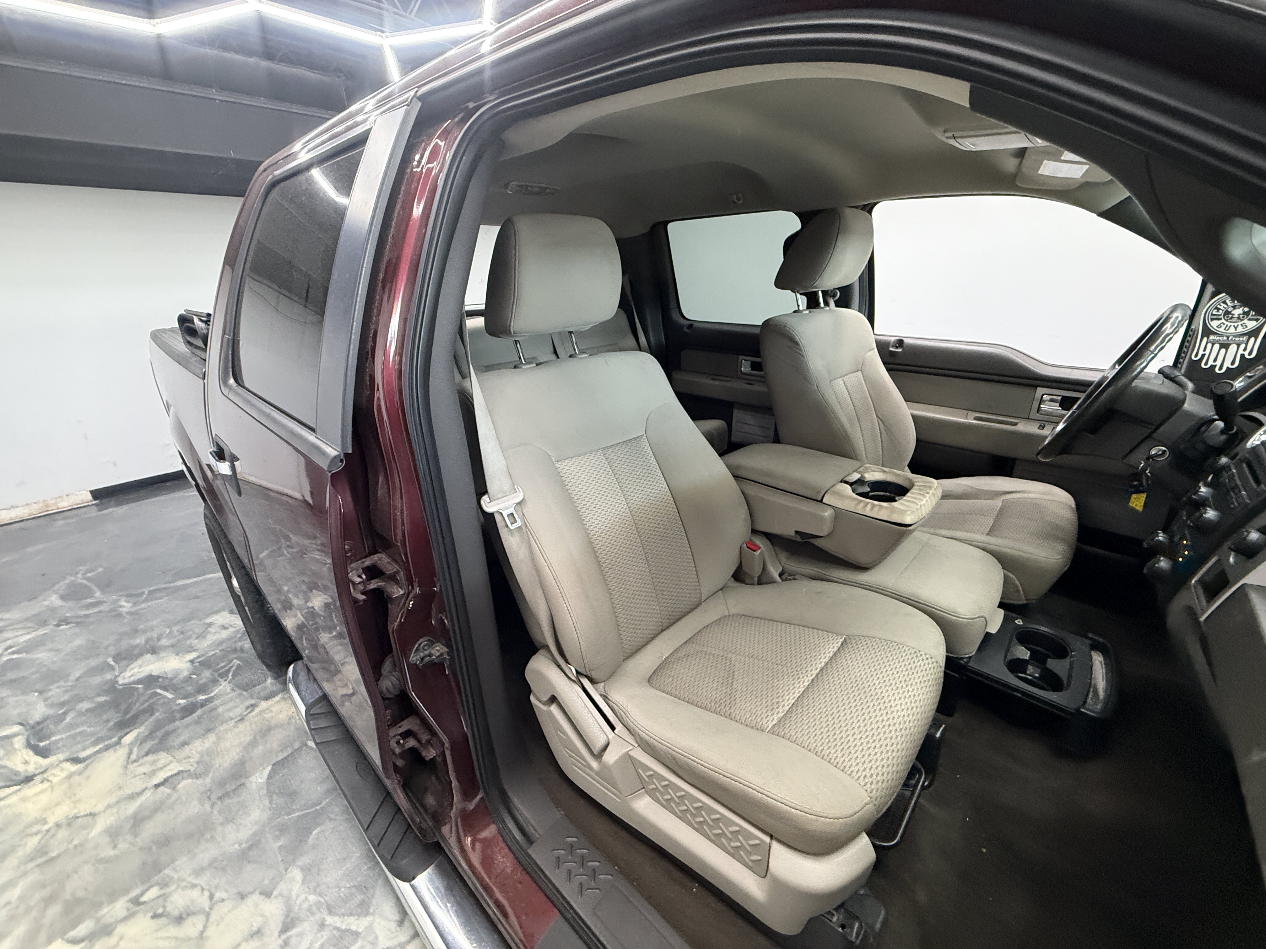 Used 2010 Ford F150 XLT AWD/4WD image 23