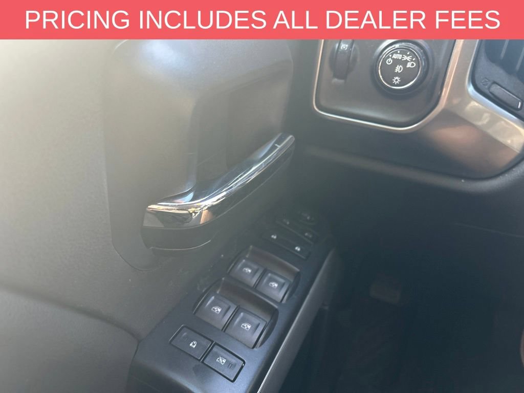 Used 2017 Chevrolet Silverado 1500 LT w/ Redline Edition AWD/4WD image 13