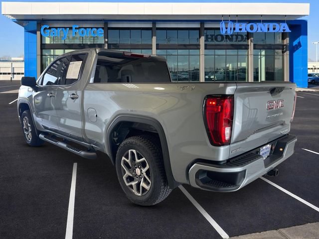 Used 2026 GMC Sierra 1500 Elevation w/ Elevation Select Package AWD/4WD image 3